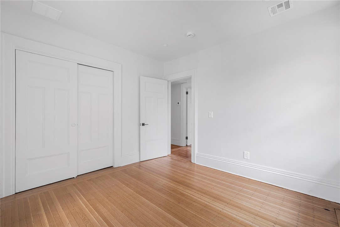 72 Taber Avenue Providence, RI 02906 - Photo 28 of 42