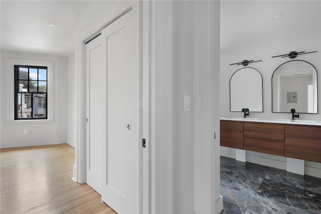 72 Taber Avenue Providence, RI 02906 - Photo 29 of 42