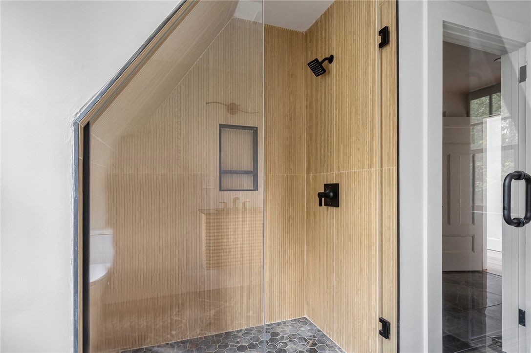 72 Taber Avenue Providence, RI 02906 - Photo 34 of 42