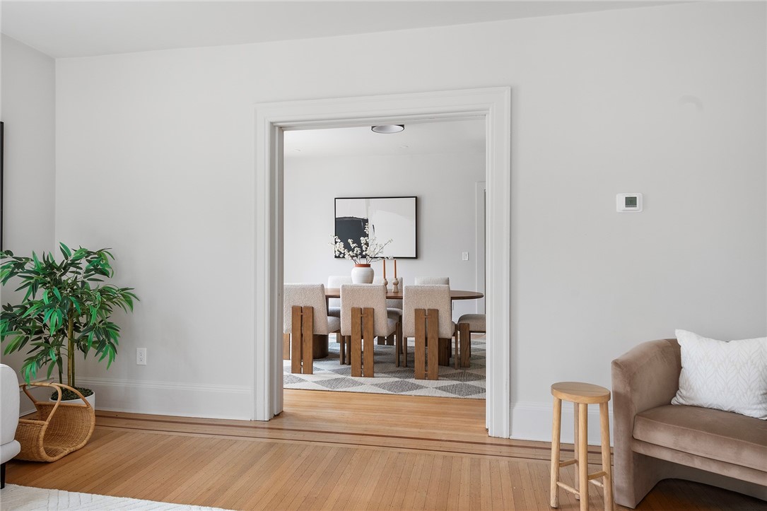 72 Taber Avenue Providence, RI 02906 - Photo 10 of 42