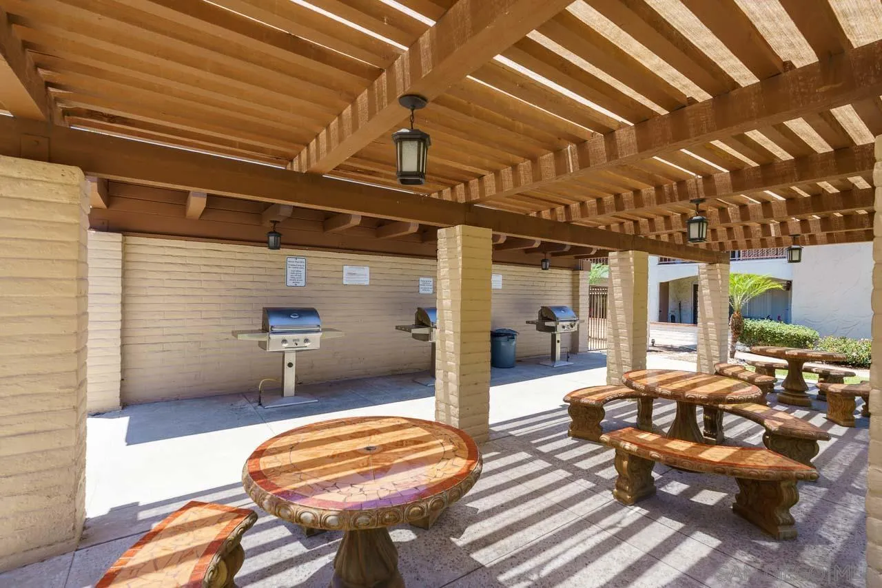 6009 Rancho Mission Road, Unit 103 San Diego, CA 92108 - Photo 11 of 16 Gallery Image 11