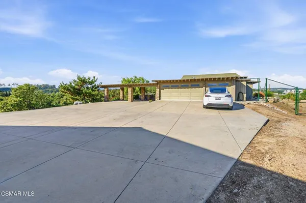$2,850,000 | 6555 Martinique Drive, Moorpark, CA 93021