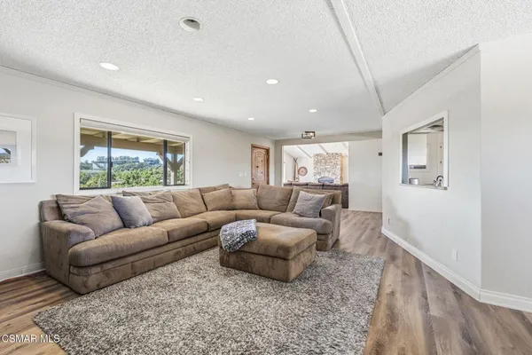 $2,850,000 | 6555 Martinique Drive, Moorpark, CA 93021