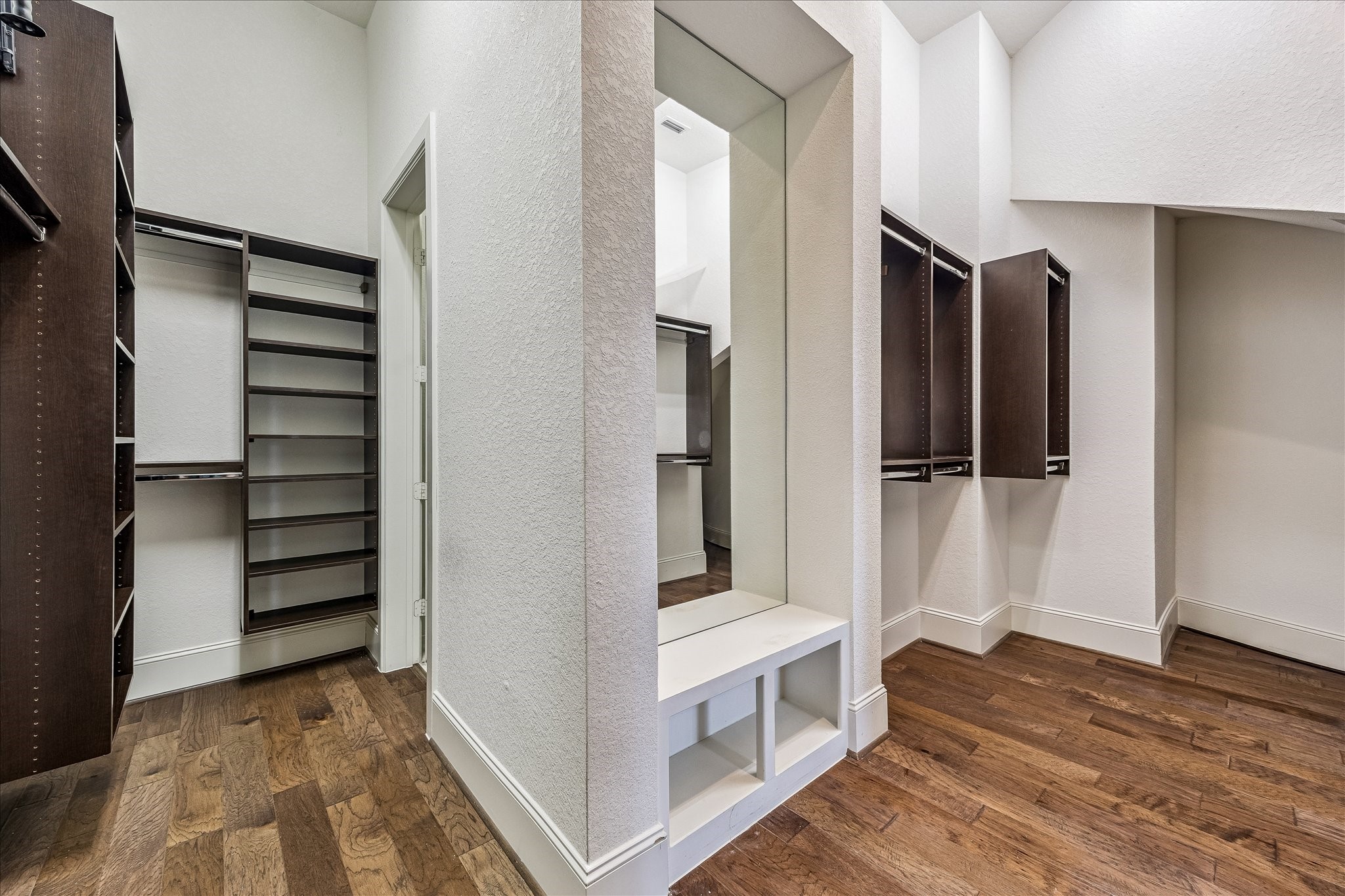 1607 Pinot Circle Houston, TX 77055 - Photo 22 of 43