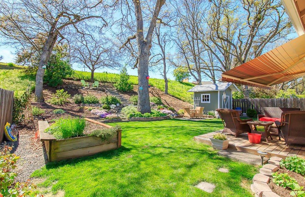 241 Christopher Way Talent, OR 97540 - Photo 2 of 30 Additional Photo