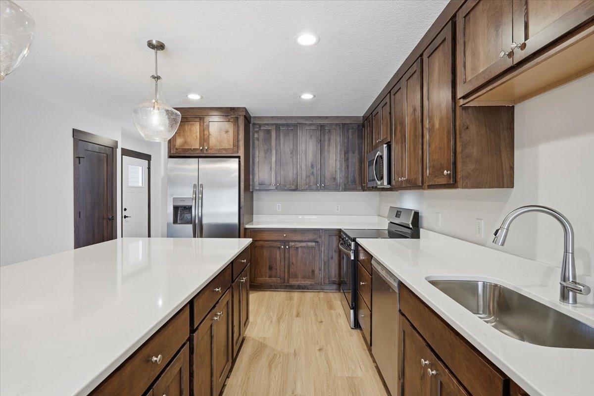 622 Sundance Street Amery, WI 54001 - Photo 6 of 24