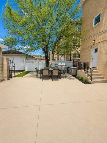 7942 West Addison Street, Unit 3 Chicago, IL 60634 - Photo 17 of 18