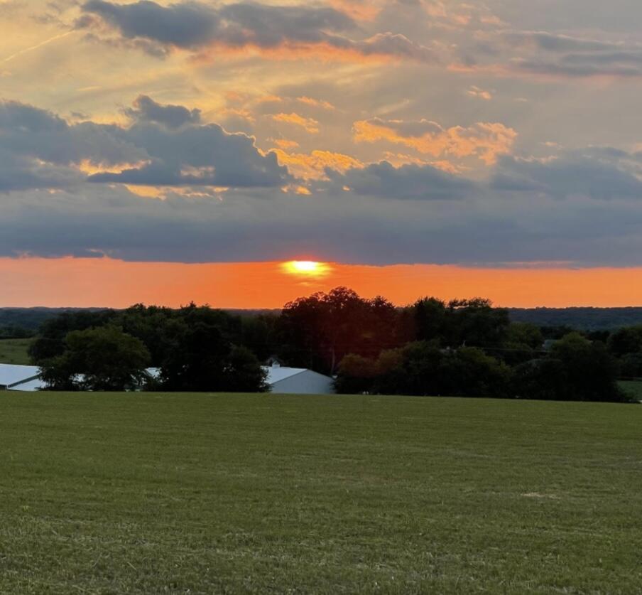 Lt2 Lt2 Lulu Lane East Troy, WI 53120 - Photo 2 of 11 Best sunsets around !