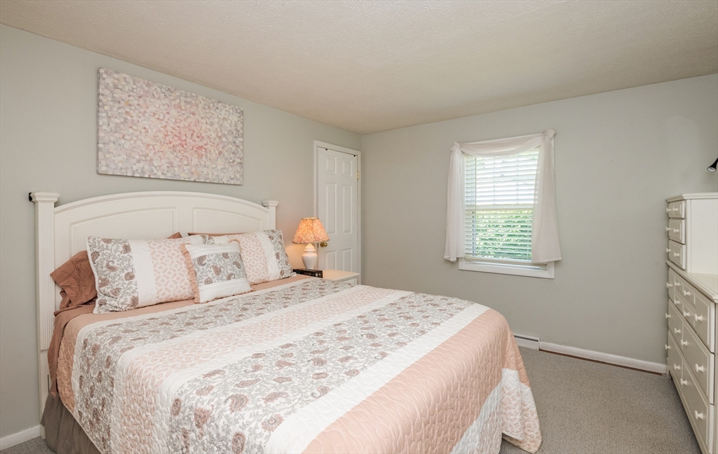 47 Sharon Road Hamilton, MA 01982 - Photo 31 of 42