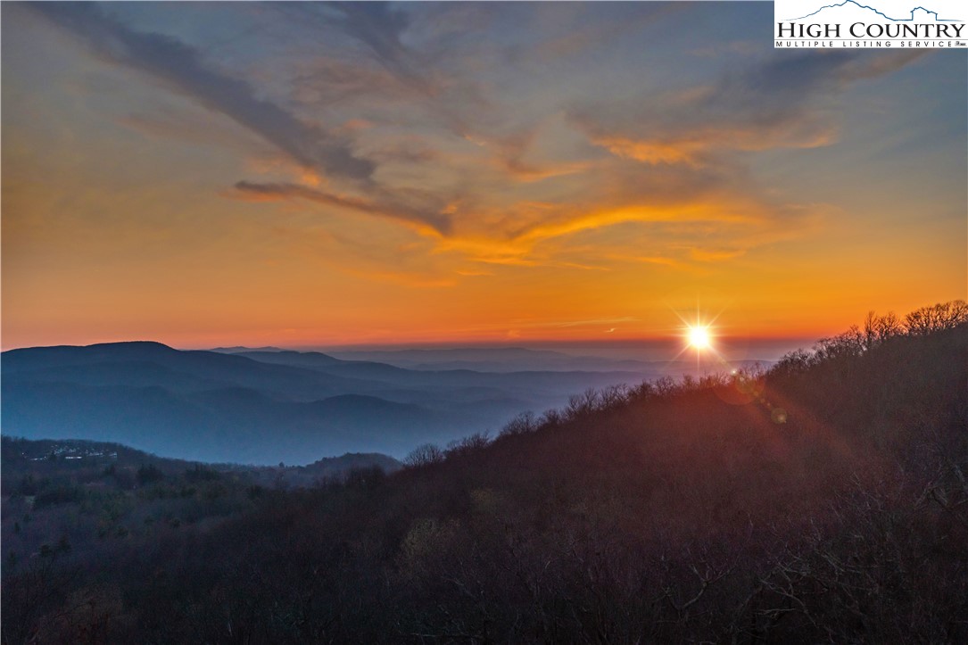151 Spur Road Boone, NC 28607 - Photo 2 of 40 Gallery Image 2