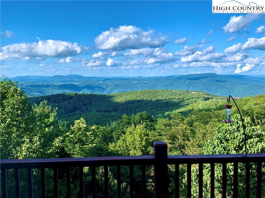151 Spur Road Boone, NC 28607 - Photo 6 of 40 Gallery Image 6