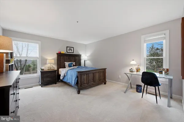 $1,125,000 | 352 Sentry Lane, Wayne, PA 19087