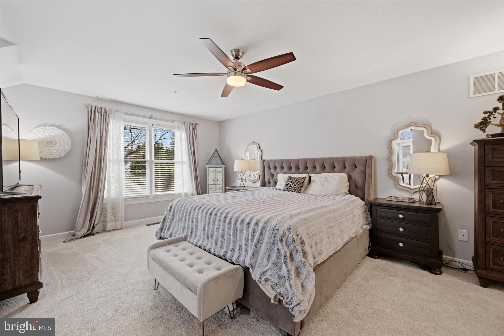 352 Sentry Lane Wayne, PA 19087 - Photo 21 of 36 Primary Bedroom