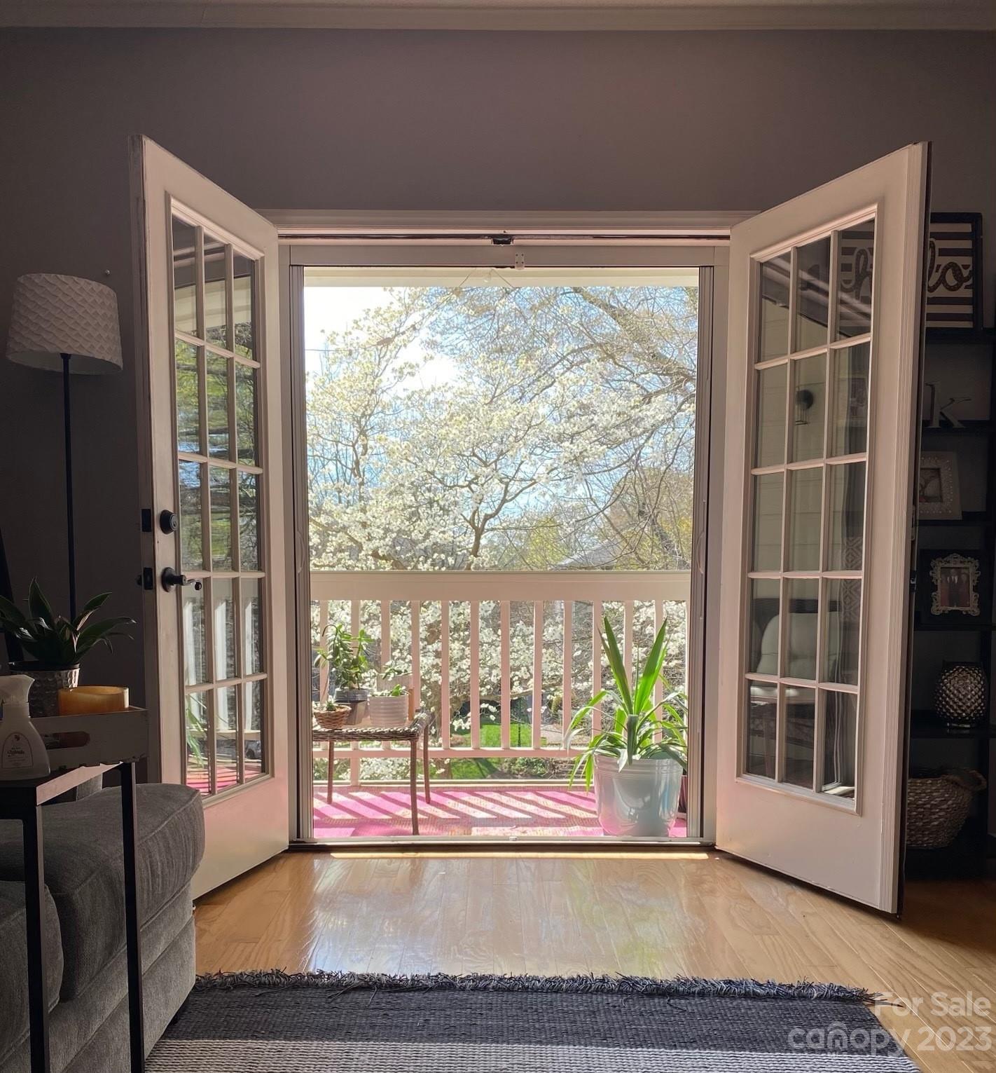 301 Queens Road, Unit 304 Charlotte, NC 28204 - Photo 23 of 26 a view of front door