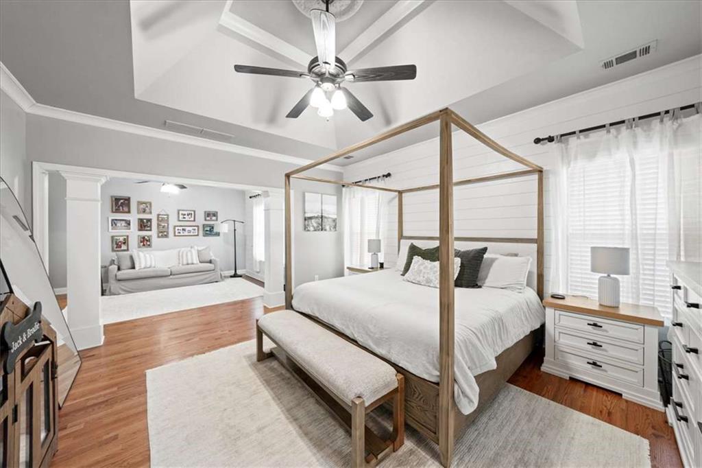 3440 Rialto Place Alpharetta, GA 30022 - Photo 30 of 66 a bedroom with a large bed and a window