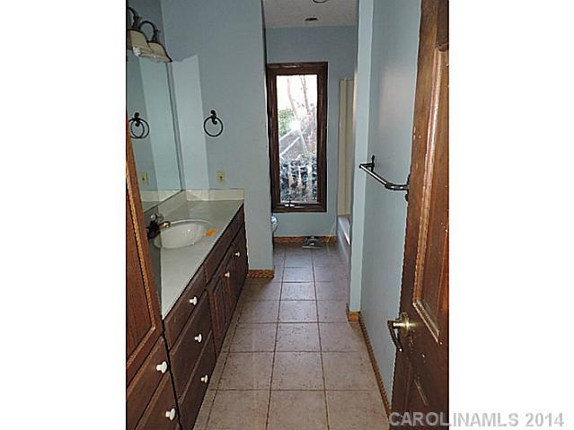 204 Island View Road Mount Holly, NC 28120 - Photo 8 of 15 Gallery Image 8