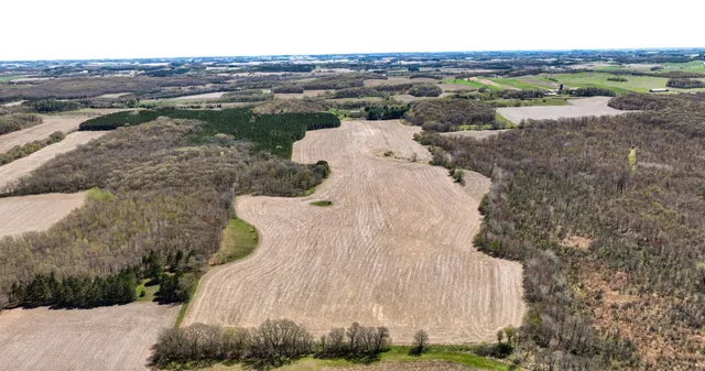 $2,100,000 | 0 Hwy 93 Eleva Wi 54738, Eleva, WI 54738