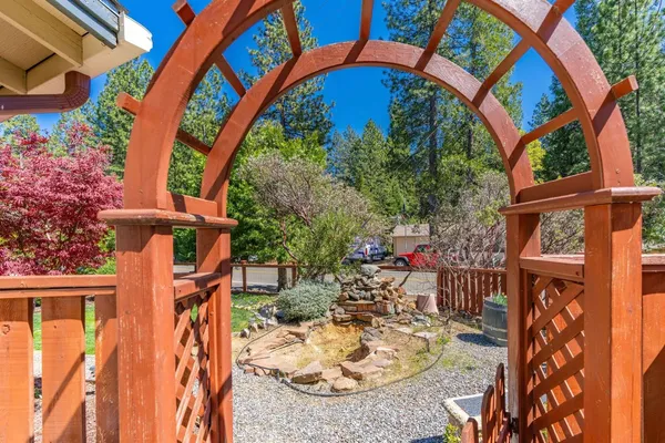 $329,000 | 25783 Sugar Pine Drive, Pioneer, CA 95666