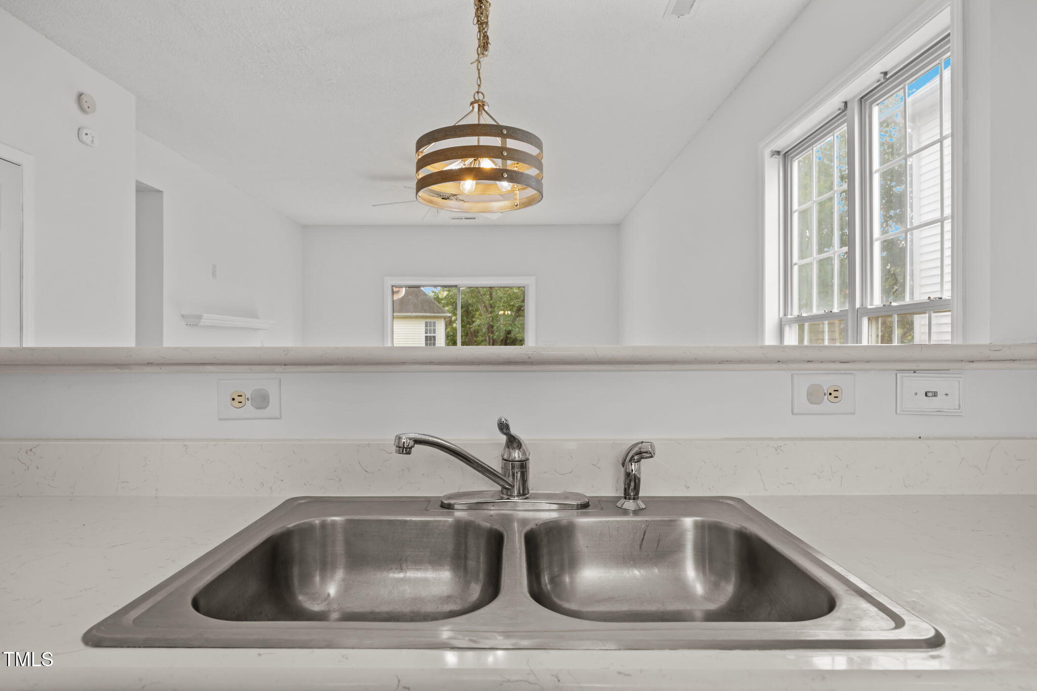 5318 Cog Hill Court Raleigh, NC 27604 - Photo 14 of 36 20-web-or-mls-IMG_0816