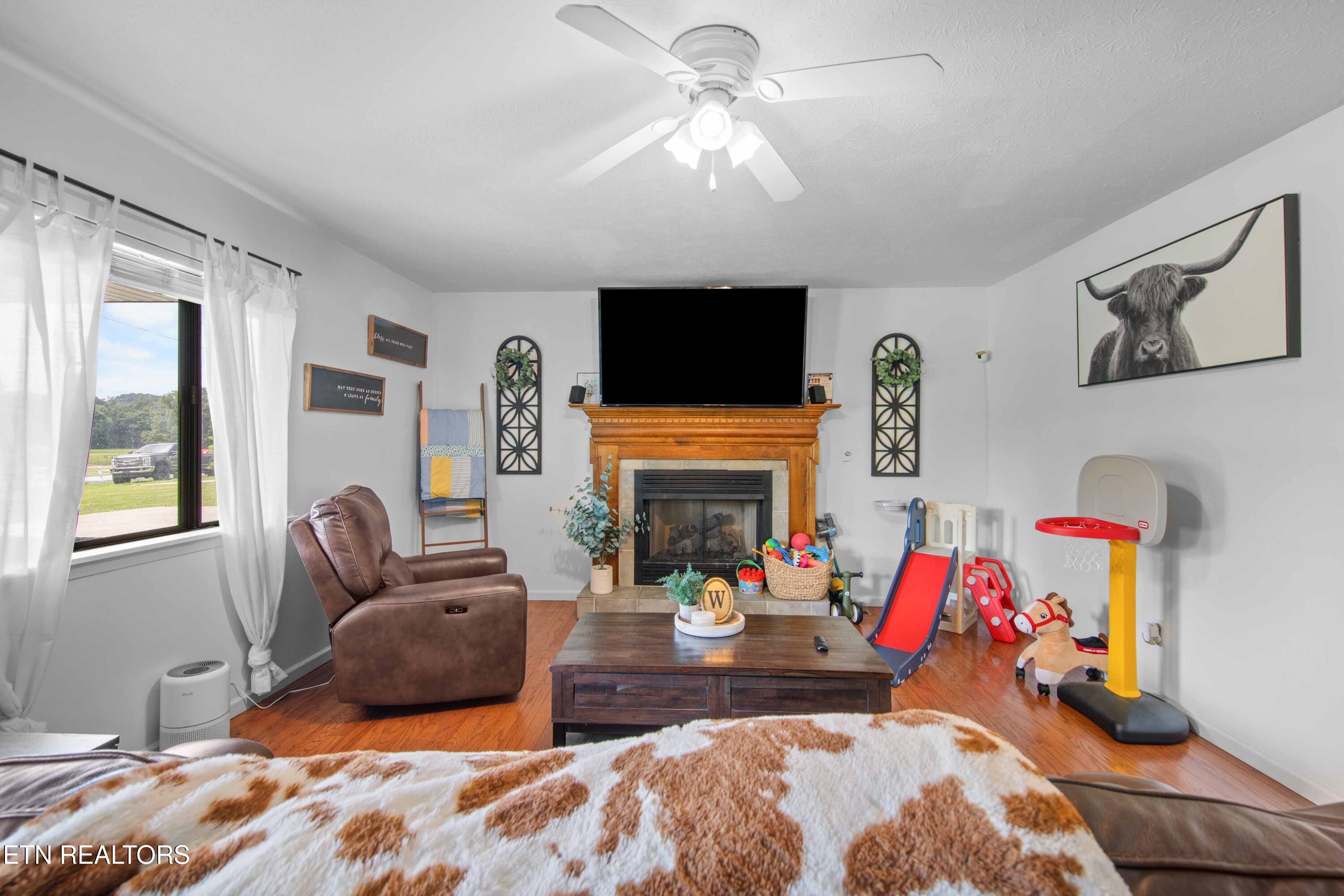 509 Camp Ridge Road La Follette, TN 37766 - Photo 6 of 37 030A2993