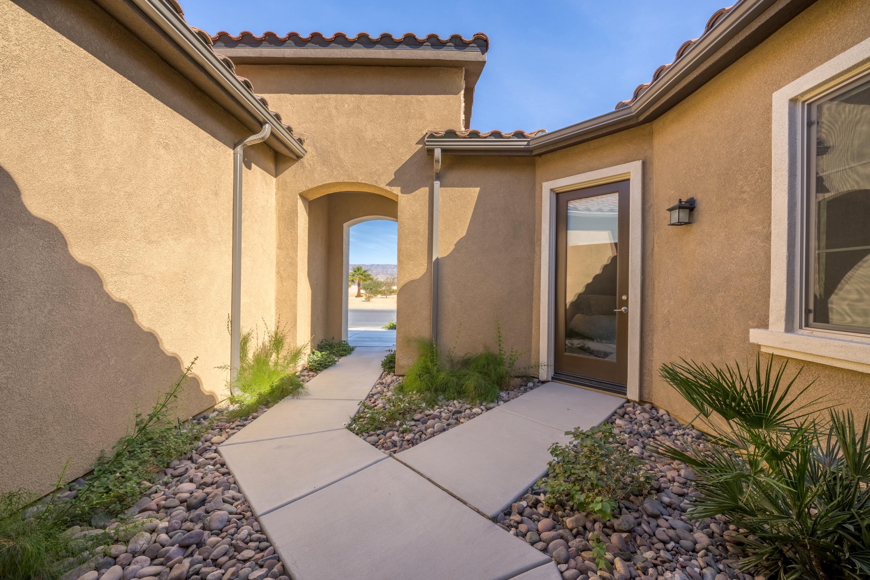15 Tannin Rancho Mirage, CA 92270 - Photo 7 of 53 16-75648006
