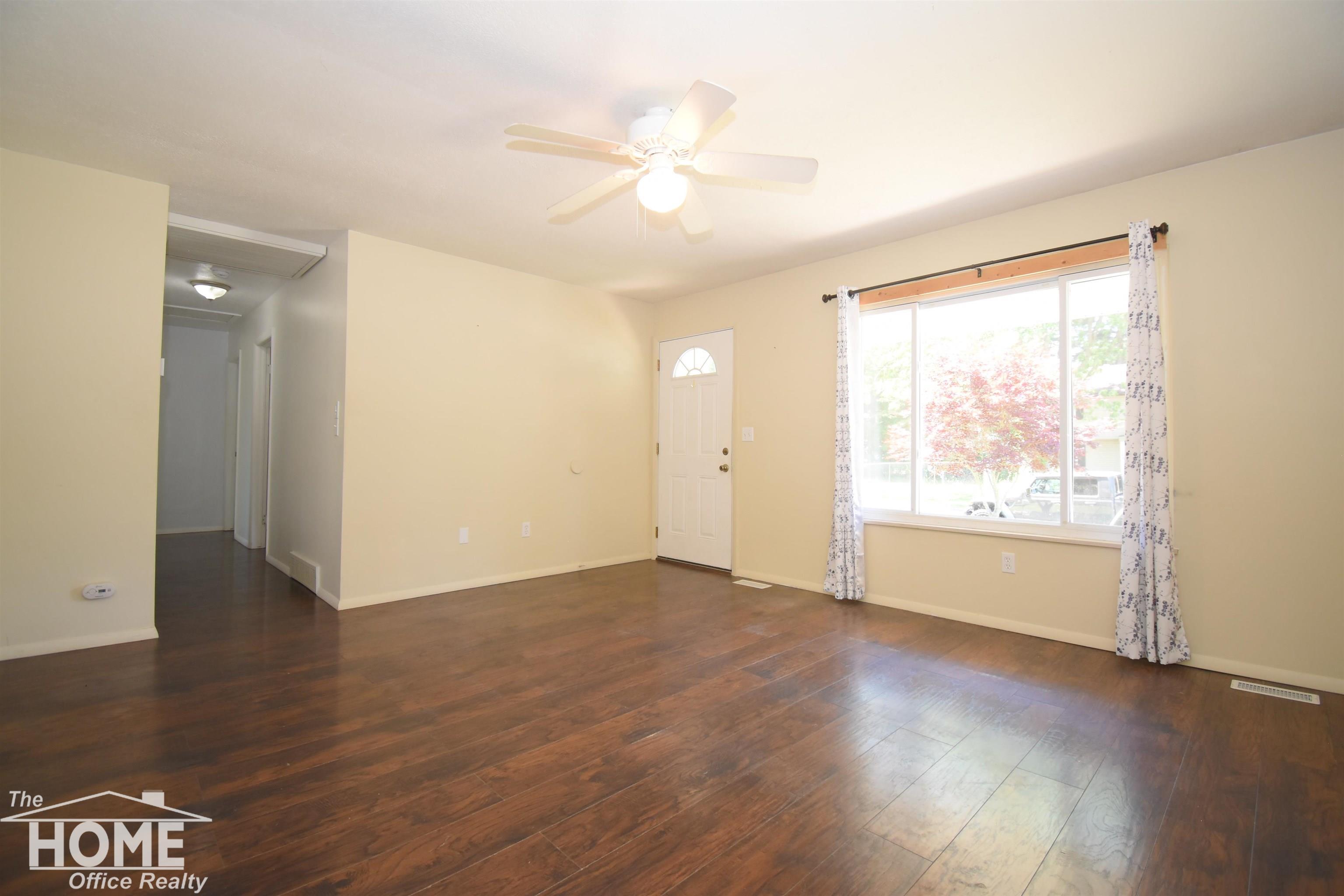 505 Wild Oak Lane Perry, MI 48872 - Photo 3 of 35 Gallery Image 3