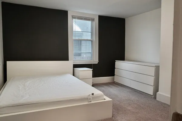 $2,700 | 27 Turner Street, Unit 1, Salem, MA 01970