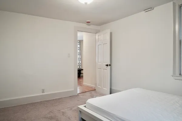 $2,700 | 27 Turner Street, Unit 1, Salem, MA 01970