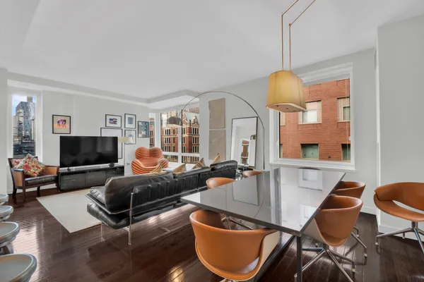 $10,250 | 462 West 58th Street, Unit 6B | Hell's Kitchen