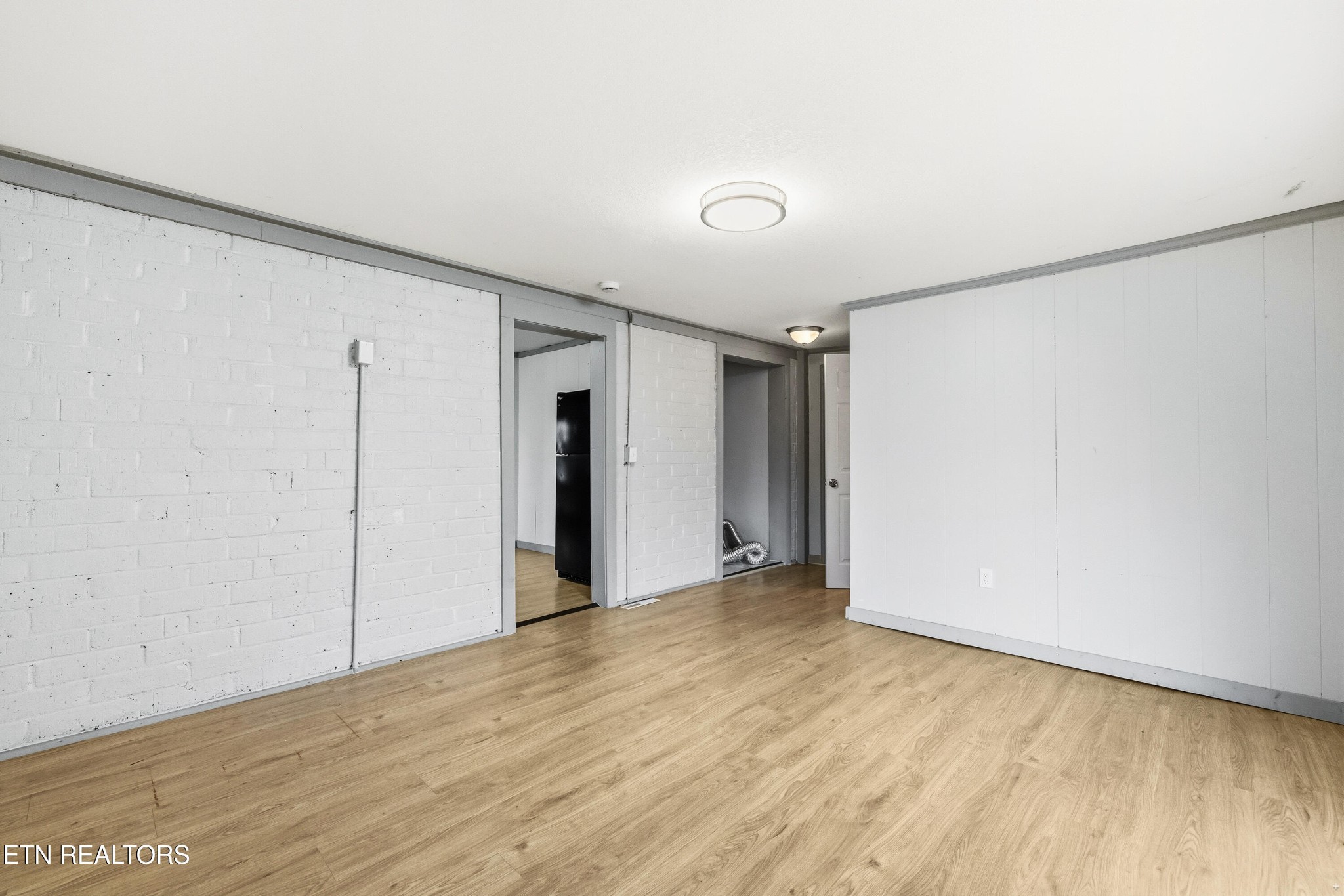 2438 Southside Road Knoxville, TN 37920 - Photo 11 of 21 a view of an empty room