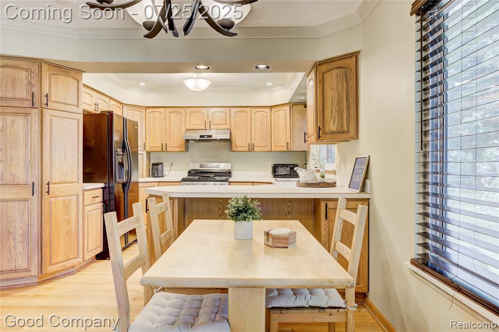 417 Merrimac Road Canton, MI 48188 - Photo 10 of 35