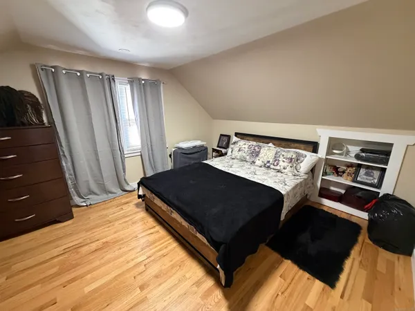 $2,500 | 128 Harlan Street, Manchester, CT 06042