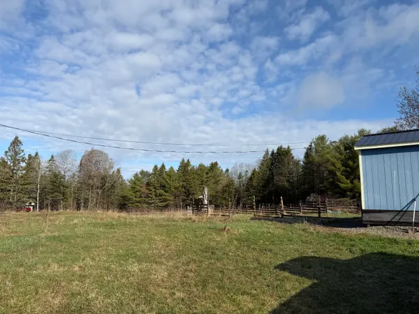 $89,000 | 946 Main Street, Springfield, ME 04487