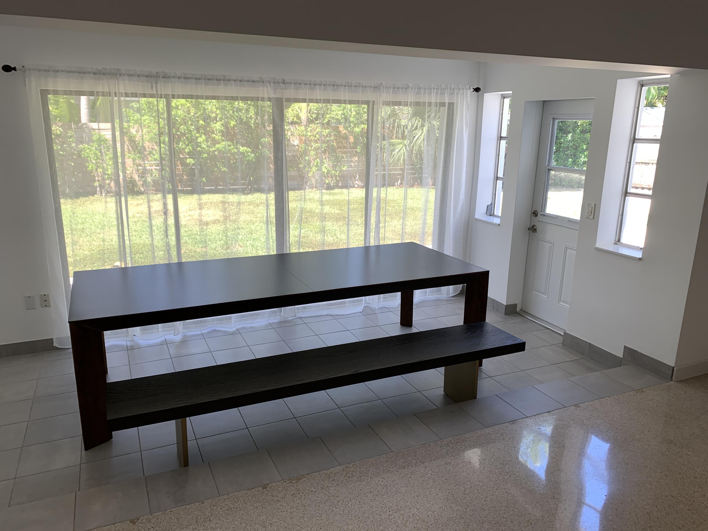 3405 Dover Road Pompano Beach, FL 33062 - Photo 4 of 19 IMG_0232