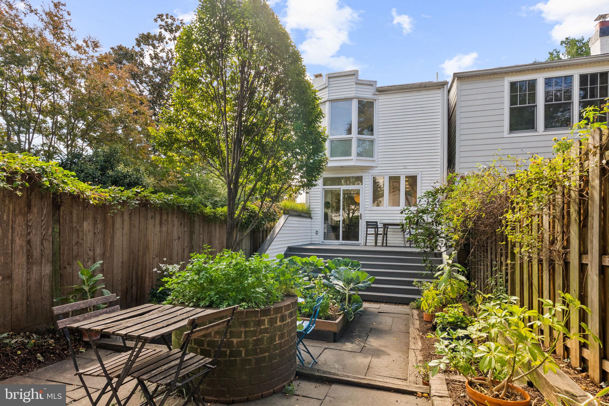 3217 Reservoir Road Northwest Washington, DC 20007 - Photo 25 of 35 Patio and garden