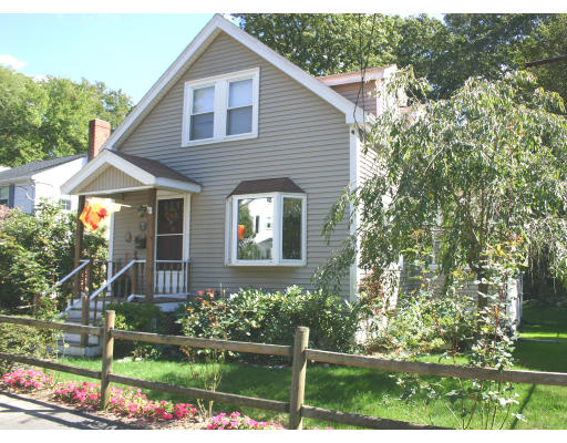 82 Ferncroft Road Milton, MA 02186 - Photo 2 of 12 Gallery Image 2