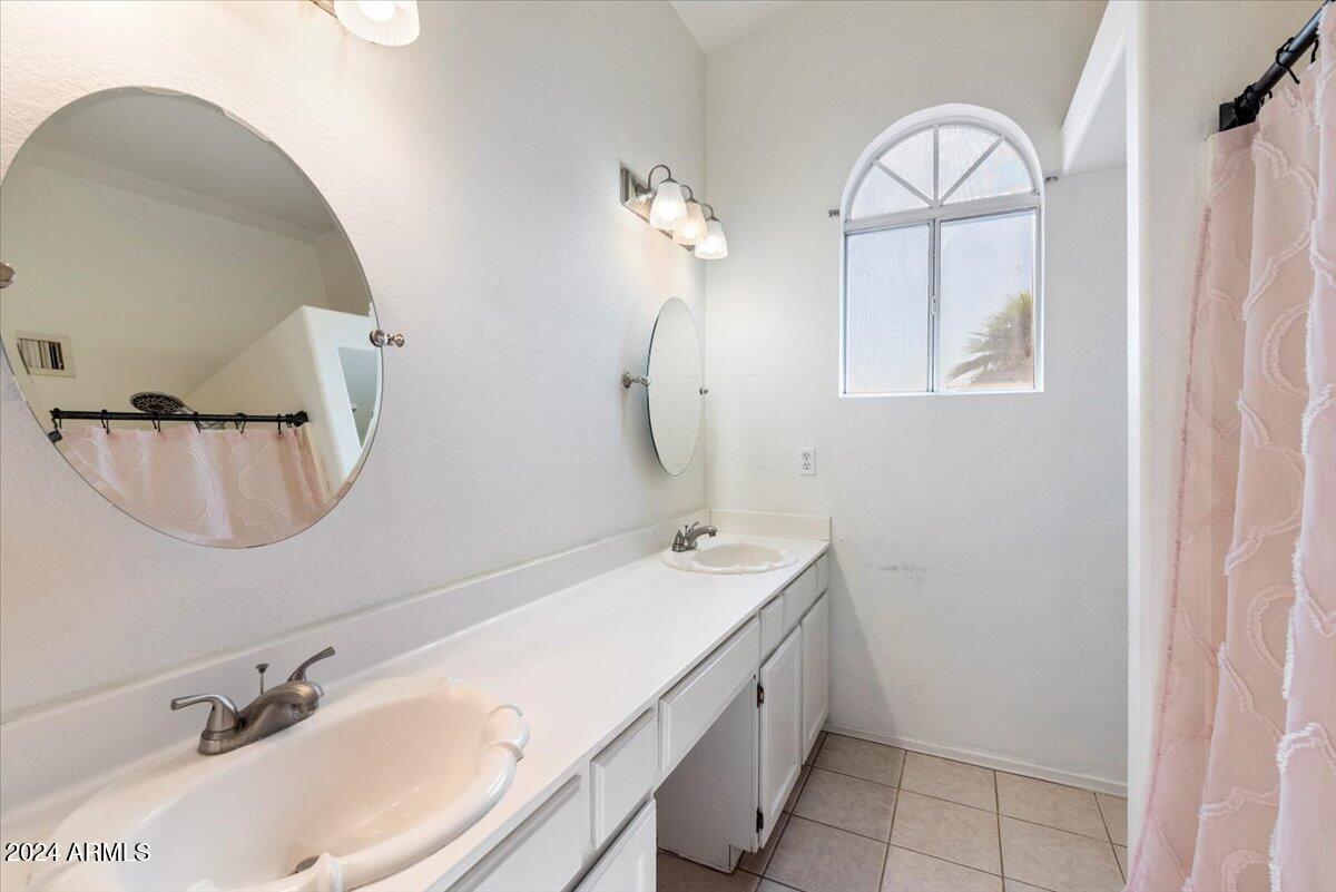 7303 West Ocotillo Road Glendale, AZ 85303 - Photo 12 of 23 19-72788178