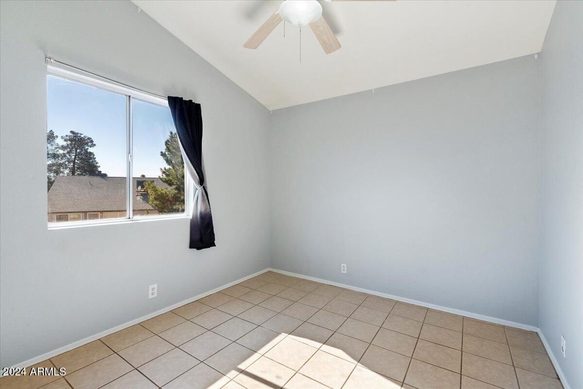 7303 West Ocotillo Road Glendale, AZ 85303 - Photo 18 of 23 27-72788320