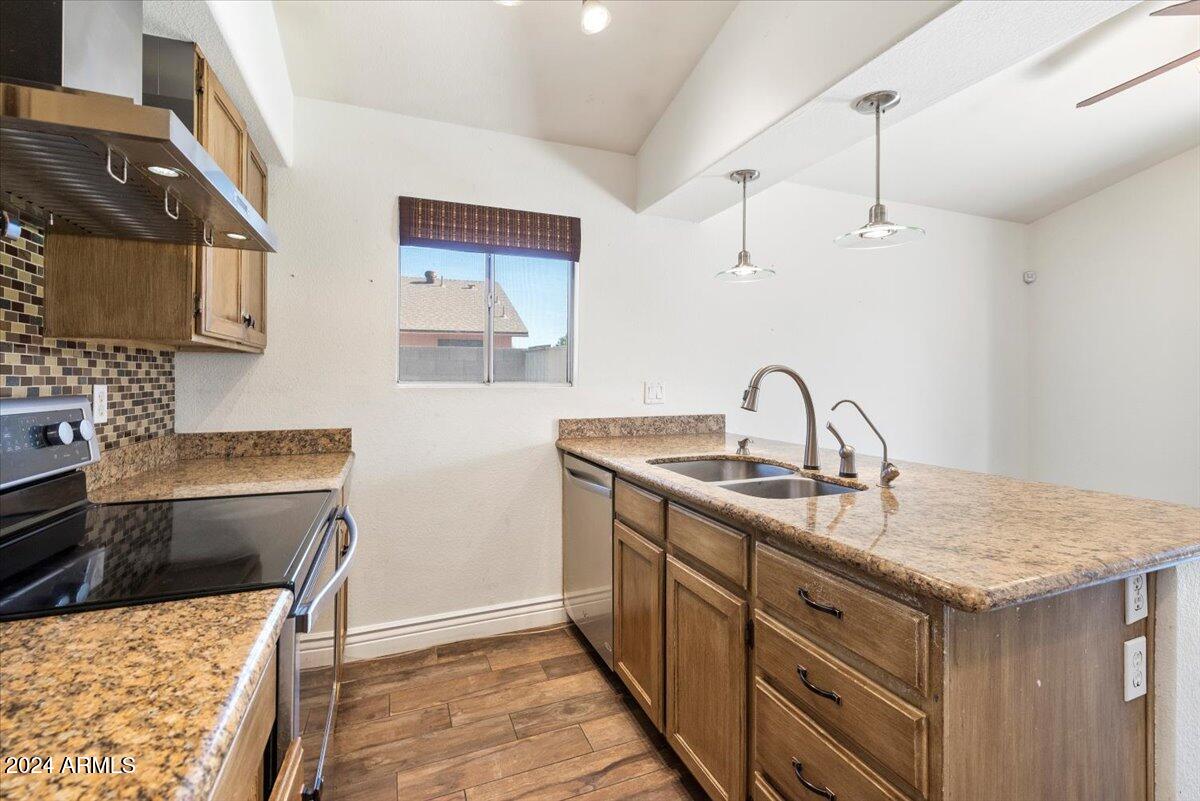 7303 West Ocotillo Road Glendale, AZ 85303 - Photo 9 of 23 14-72788264