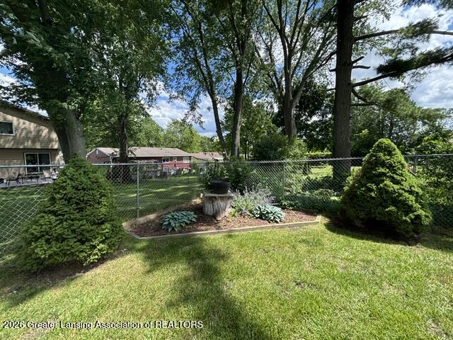 2106 Byrnes Road Lansing, MI 48906 - Photo 51 of 51 IMG_1580