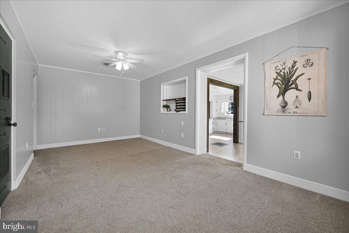 4605 York Road New Oxford, PA 17350 - Photo 23 of 66