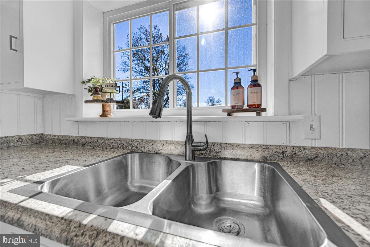 4605 York Road New Oxford, PA 17350 - Photo 31 of 66
