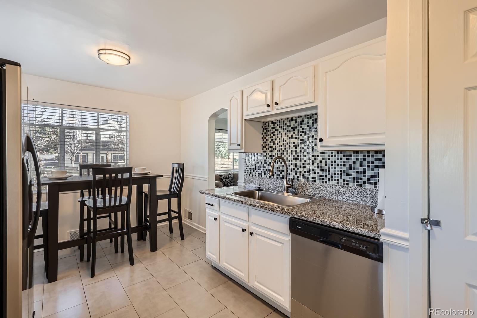 5295 Perry Street Denver, CO 80212 - Photo 4 of 24