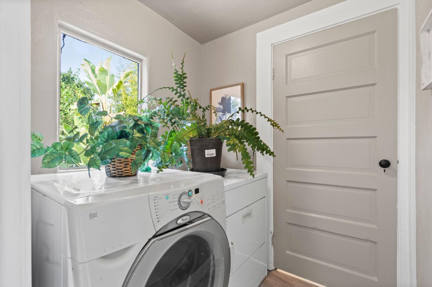 269 Marcus Street Aromas, CA 95004 - Photo 16 of 18 a utility room with dryer and washer