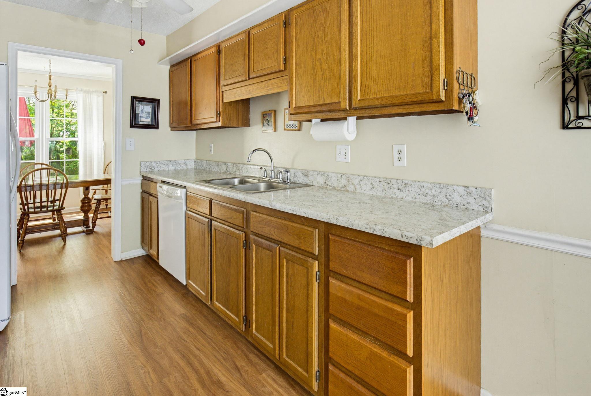 201 Sims Alley Mauldin, SC 29662 - Photo 6 of 24
