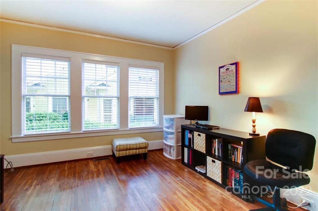 2123 Park Road Charlotte, NC 28203 - Photo 9 of 13 a living room with furniture and a window