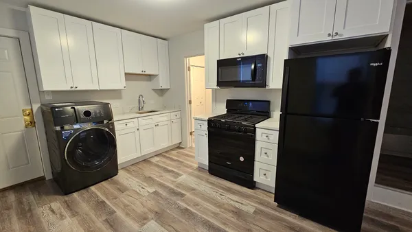 $1,550 | 2216 West 21st Place, Unit 1R, Chicago, IL 60608