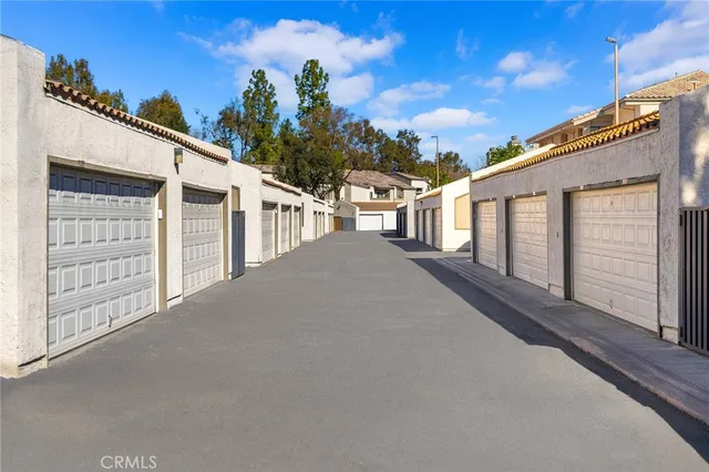 $459,000 | 32 Willowcrest Lane, Pomona, CA 91766