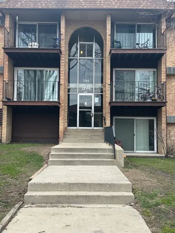 $140,000 | 730 Hill Drive, Unit 9205, Hoffman Estates, IL 60169