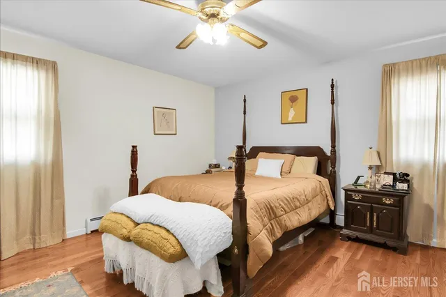 $979,000 | 10 Cutter Avenue, Edison, NJ 08820